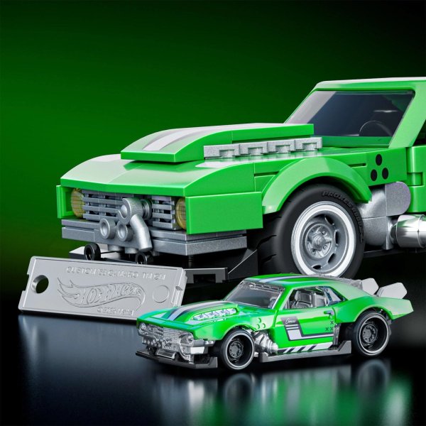 画像2: Mattel Brick Shop Hot Wheels Custom ’68 Camaro Building Set (2)